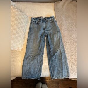 Abercrombie & Fitch Curve Love Mid Rise Slouchy Jean